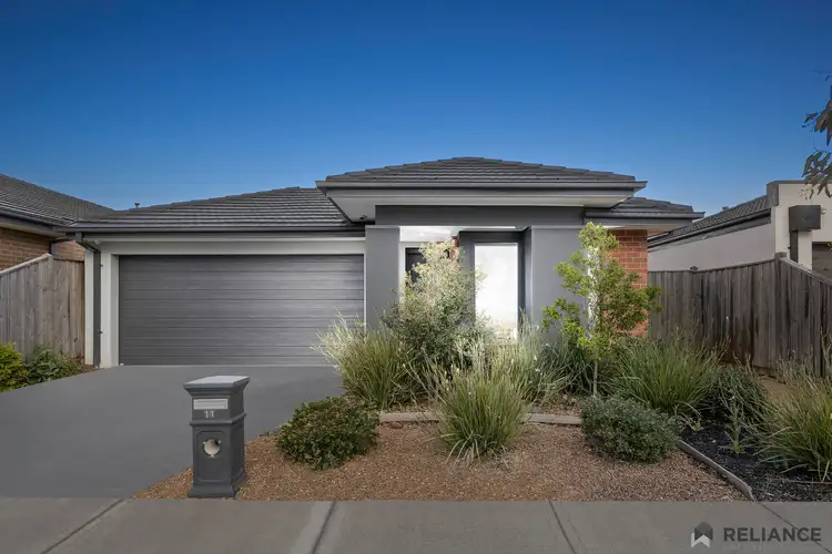 11 Castor Way, Mickleham VIC 3064