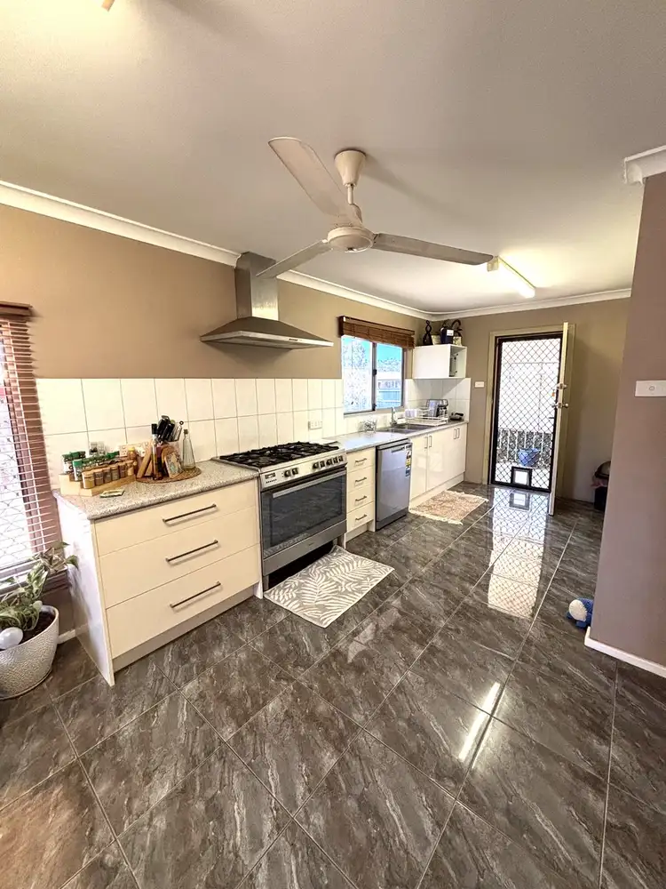 Seventh view of Homely house listing, 5 Kempton Way, East Carnarvon WA 6701