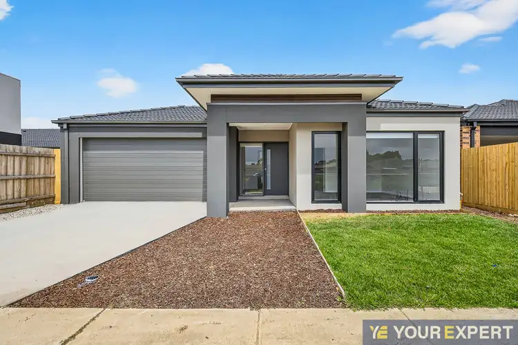 31 Dream Avenue, Cranbourne East VIC 3977