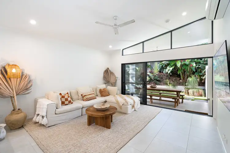 9/150 Argentea Boulevard, Palm Cove QLD 4879