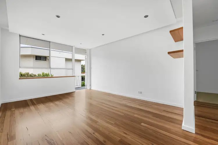 1/16 Foamcrest Avenue, Newport NSW 2106