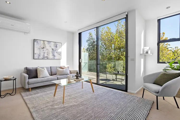 7/472 Dandenong Road