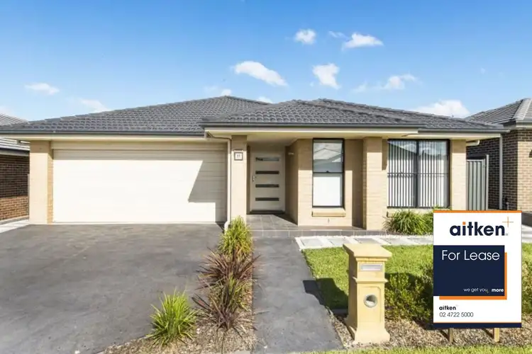 11 Sinclair Parade, Jordan Springs NSW 2747