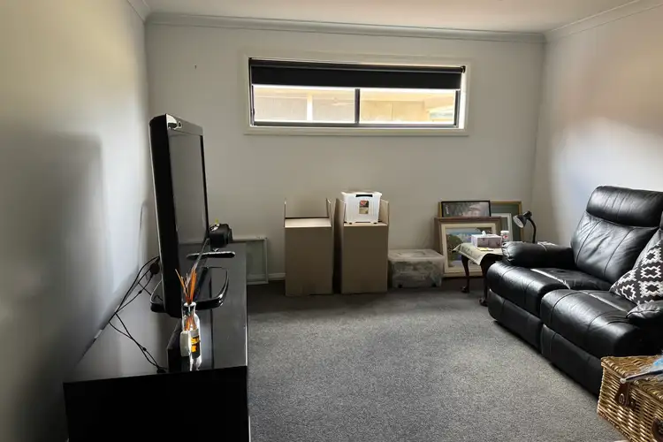 Second view of Homely house listing, 2 Joseph Court, Red Cliffs VIC 3496