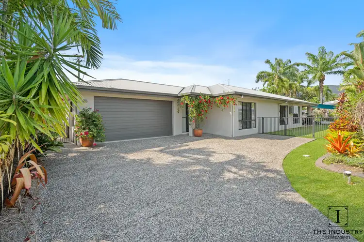 11 Como Close, Kewarra Beach QLD 4879