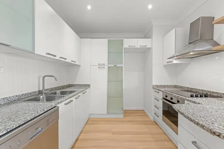 Sixth view of Homely unit listing, 5/92 Nudgee Road, Hamilton QLD 4007