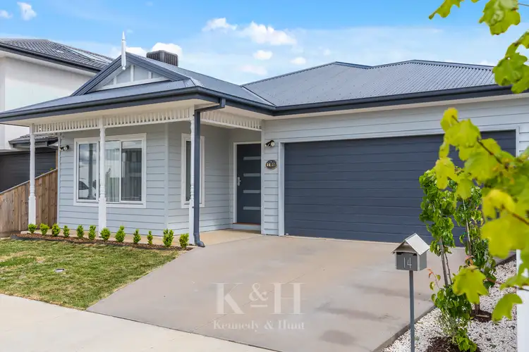 14 May Drive, Gisborne VIC 3437
