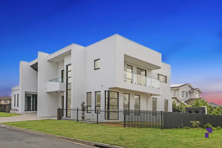 8 Ruthven Avenue, Milperra NSW 2214