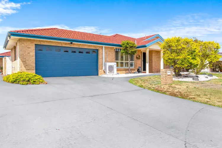 1/35 Amanda Crescent, Forster NSW 2428