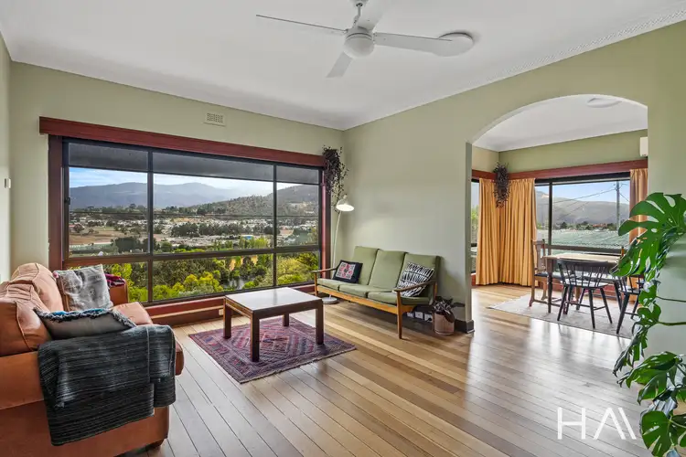 52 Sharland Avenue, New Norfolk TAS 7140