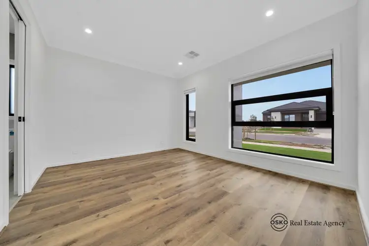 Seventh view of Homely house listing, 46 Paradoxa Drive, Tarneit VIC 3029