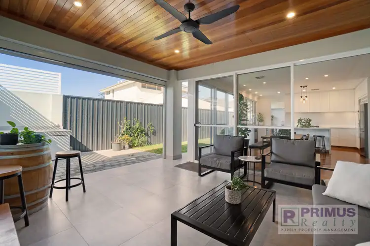 10A Reen Street, St James WA 6102