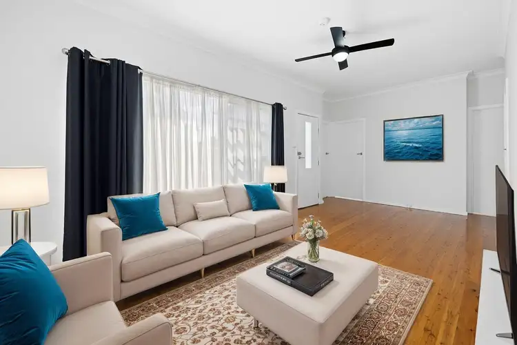 52 Fitzpatrick Crescent, Casula NSW 2170