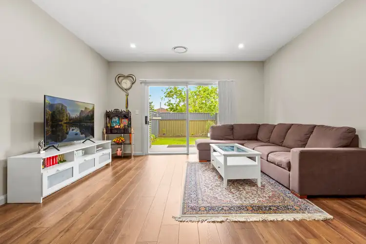 8/6 Water Street, Wentworthville NSW 2145