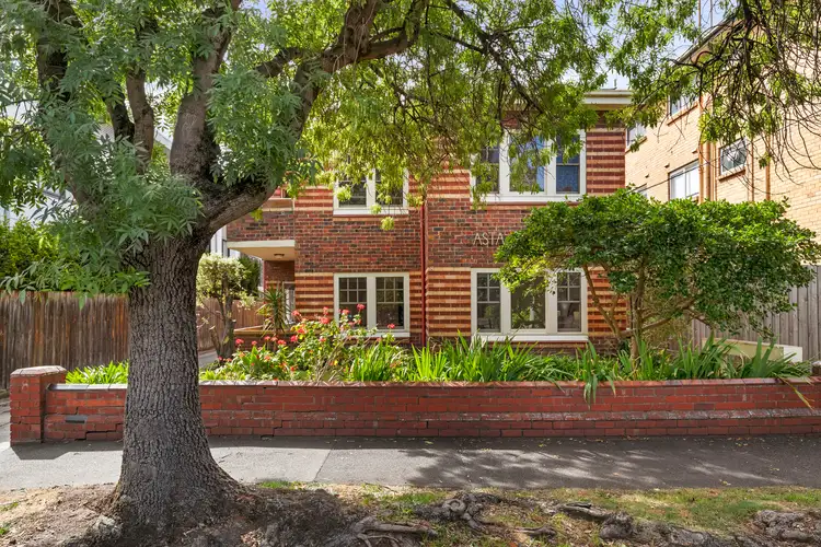 1/8 Scott Street, Elwood VIC 3184