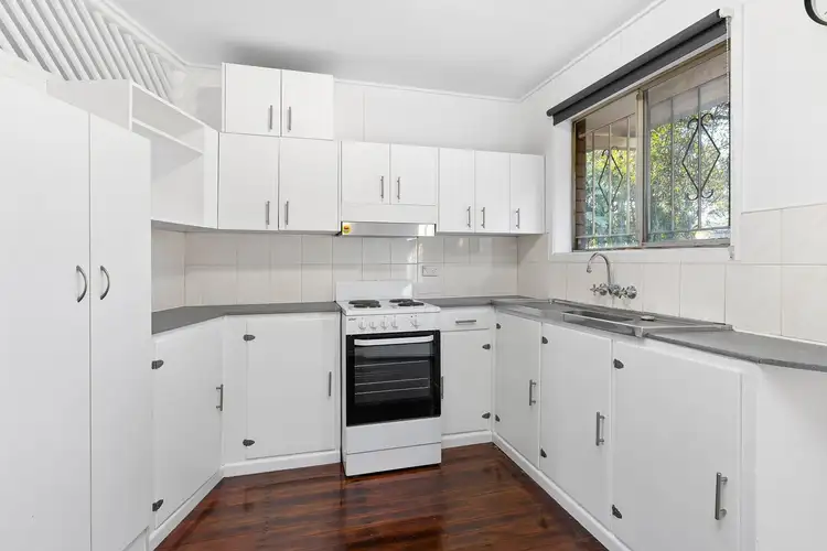 Second view of Homely apartment listing, 3/19 Leamington Street, Woolloongabba QLD 4102
