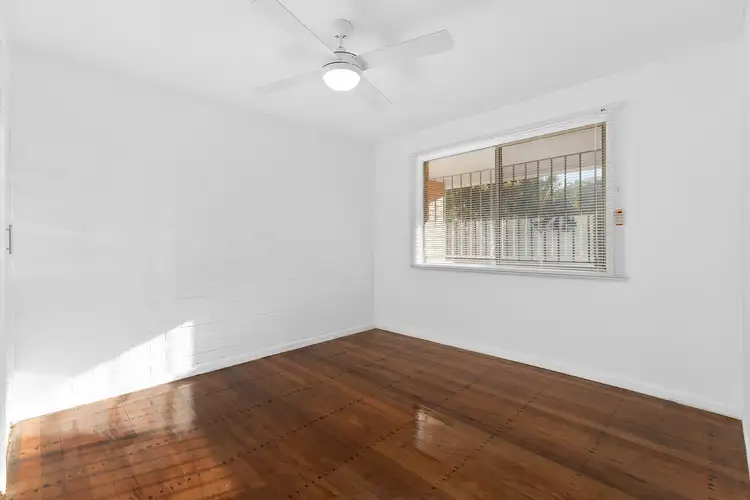 Fifth view of Homely apartment listing, 3/19 Leamington Street, Woolloongabba QLD 4102