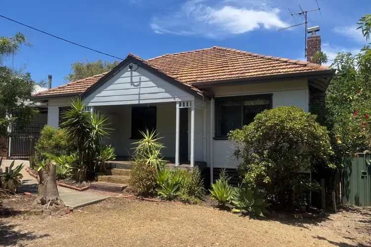 219 Clarke Street East, Carey Park WA 6230