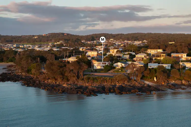 7 Hawley Esplanade, Hawley Beach TAS 7307