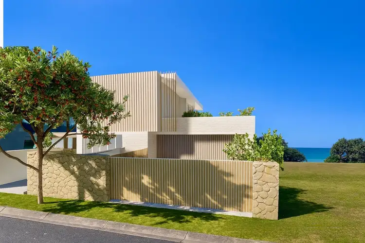 6 Oceanfront Drive, Sapphire Beach NSW 2450