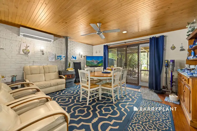 Sixth view of Homely house listing, 8 Summerlea Road, Narre Warren VIC 3805