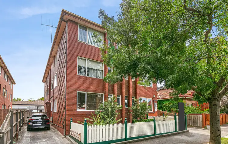8/86 Dover Street, Flemington VIC 3031