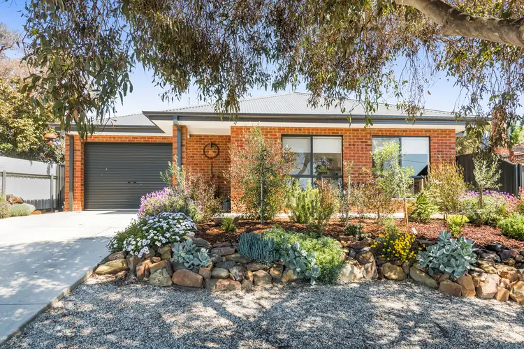 2a Towers Street, Flora Hill VIC 3550