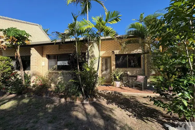 27/21-31 Poinciana Street, Holloways Beach QLD 4878