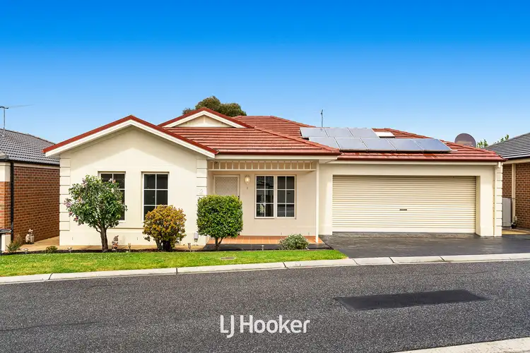 2/8 Saffron Drive, Hallam VIC 3803