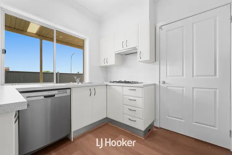 Sixth view of Homely unit listing, 2/8 Saffron Drive, Hallam VIC 3803