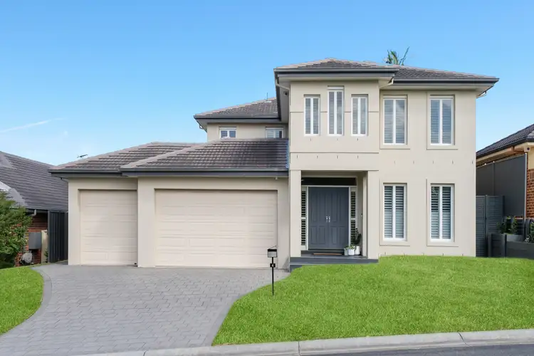 4 Connaught Circuit, Kellyville NSW 2155
