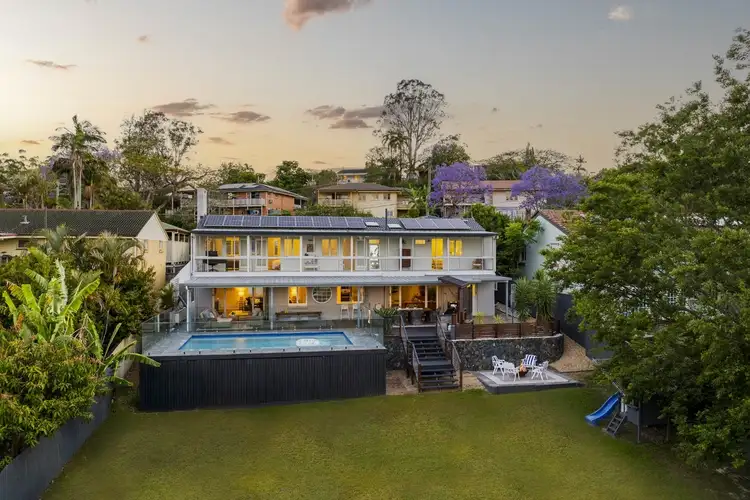 7 Orkney Street, Kenmore QLD 4069