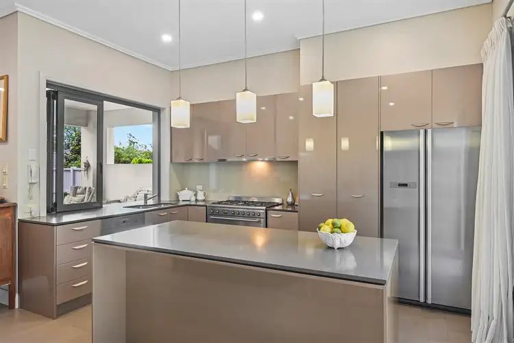 Fourth view of Homely villa listing, 4/23A Windemere Terrace, Mount Lofty QLD 4350