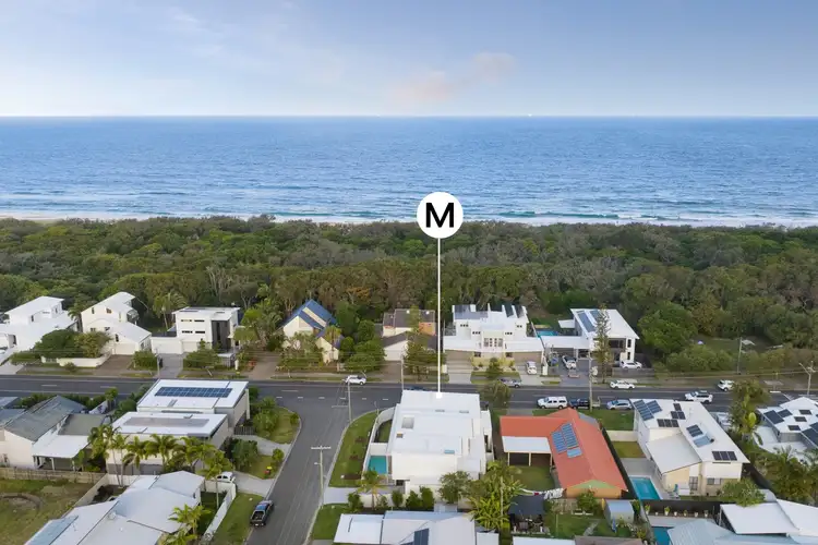 2/146 Oceanic Drive, Warana QLD 4575