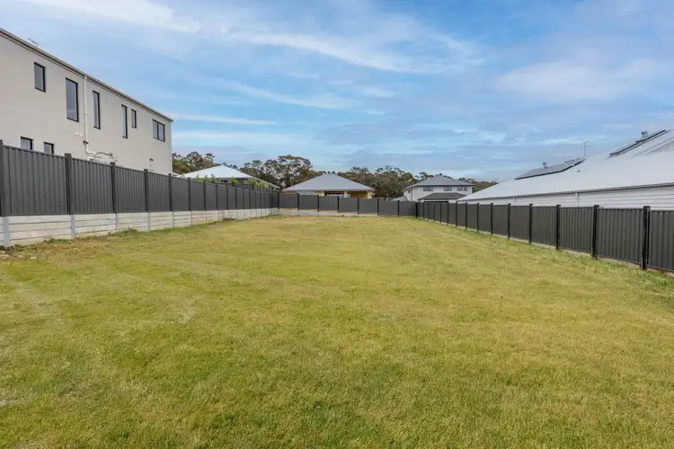 6 Barlow Street, Sunbury VIC 3429