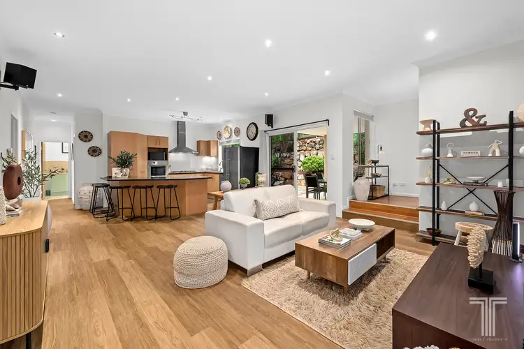 Fifth view of Homely house listing, 8 Ash Court, Carindale QLD 4152