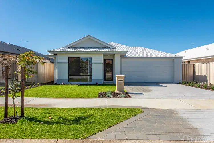 69 Mandalay Bend, Secret Harbour WA 6173