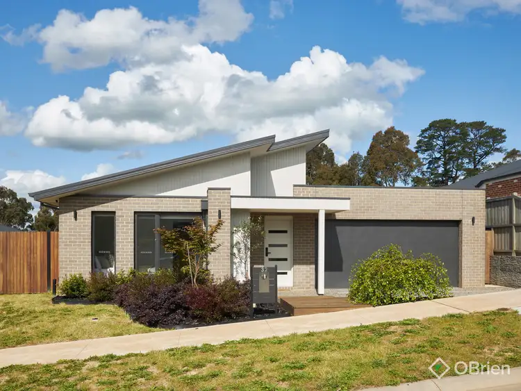 32 Kurrajong Road, Warragul VIC 3820