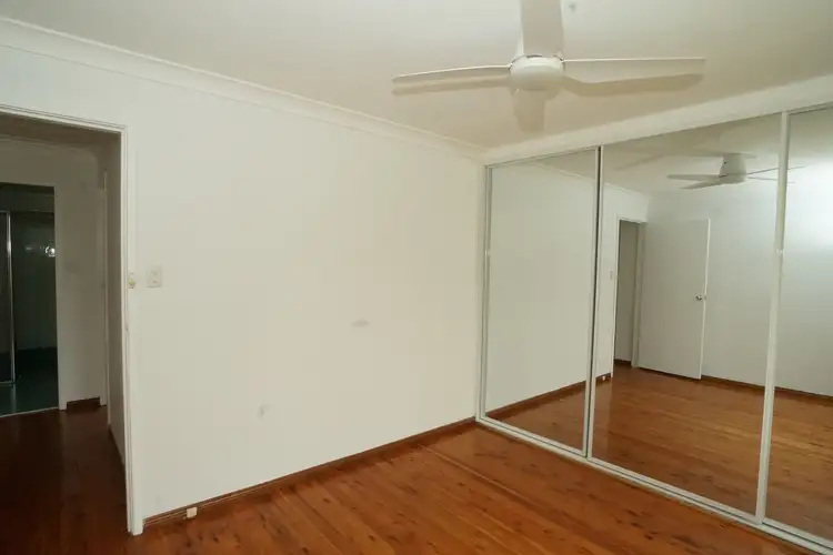 Fifth view of Homely house listing, 12 Comberford Close, Prairiewood NSW 2176