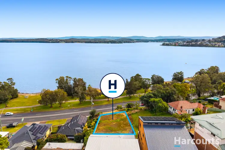514 The Esplanade, Warners Bay NSW 2282