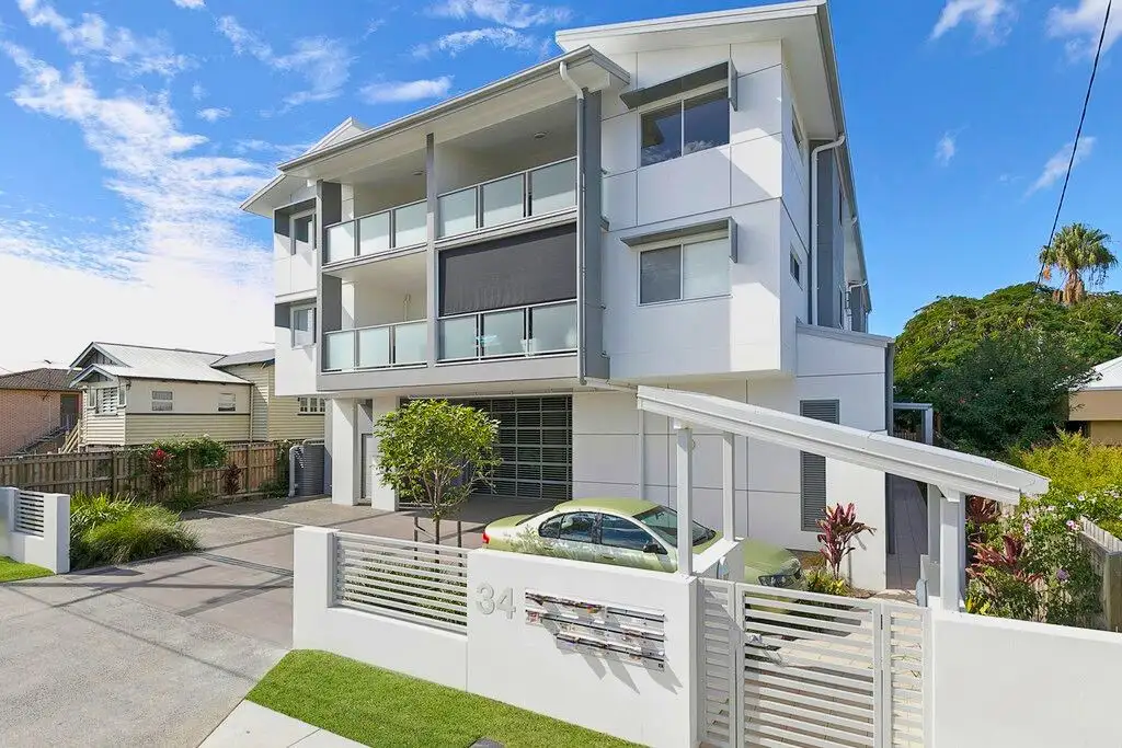 Main view of Homely unit listing, 3/34 Emsworth Street, Wynnum QLD 4178