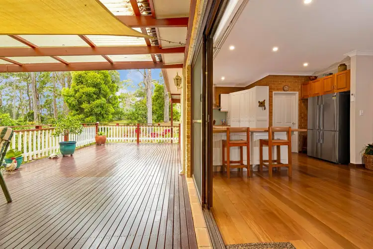 28 Burri Palm Way, Surfside NSW 2536