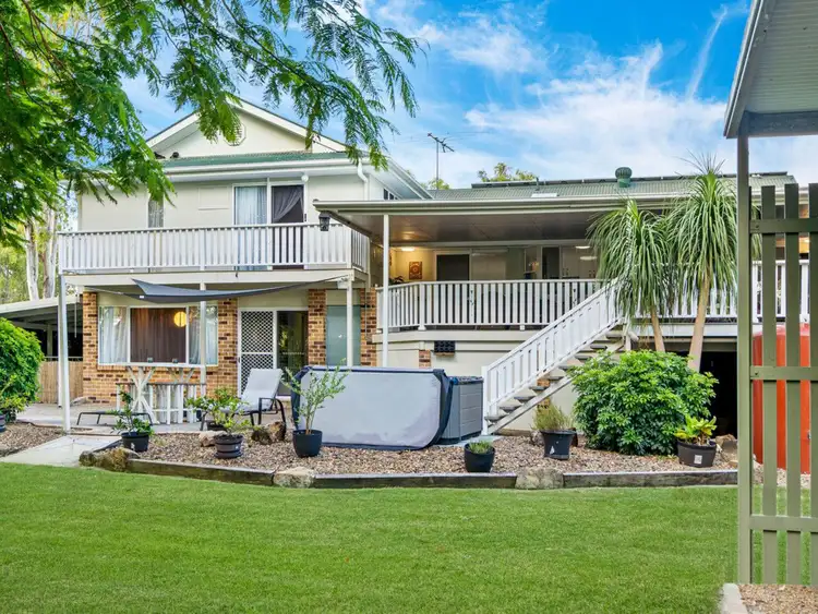 Second view of Homely house listing, 7 Riverside Court, Barellan Point QLD 4306