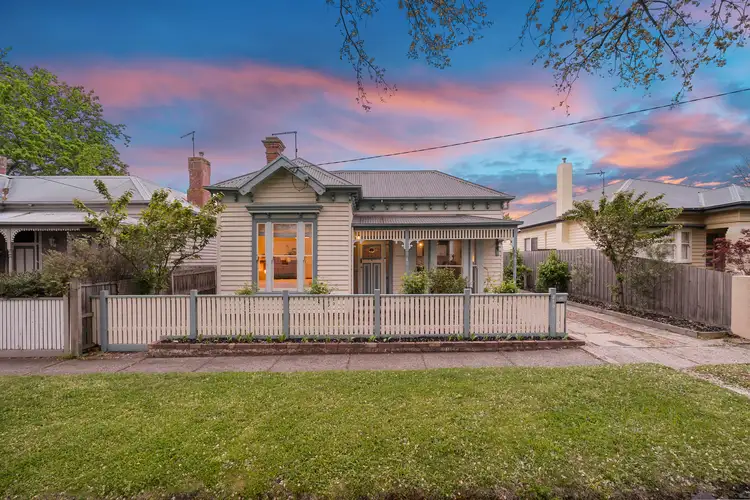 210 Brougham Street, Soldiers Hill VIC 3350