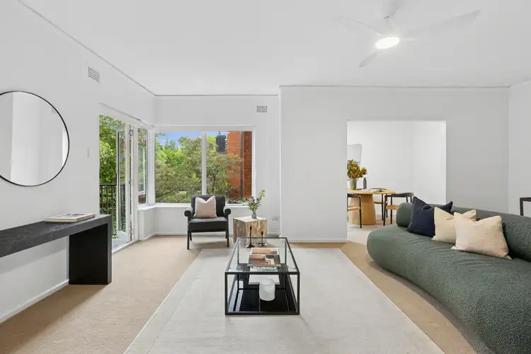 25/8-10 Milner Crescent