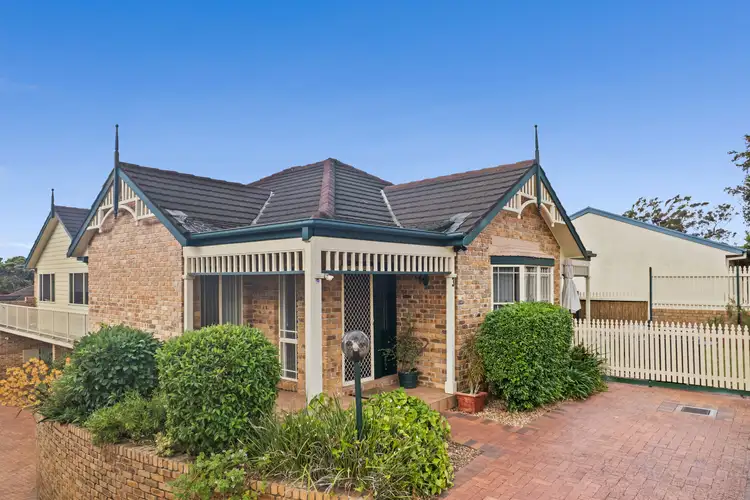 Fourth view of Homely villa listing, 3/10 Alukea Avenue, Point Clare NSW 2250