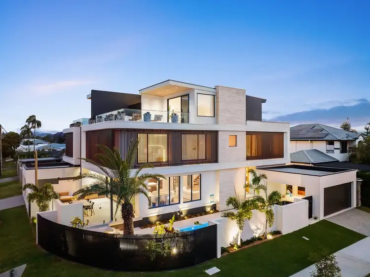 64a T E Peters Drive, Broadbeach Waters QLD 4218