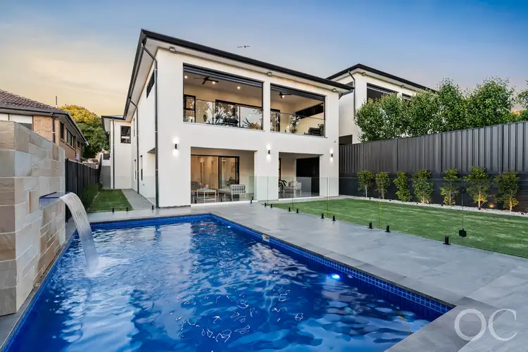 12 McLaren Street