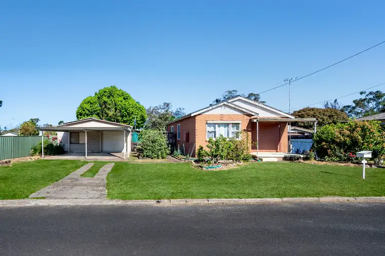 12 Third Street, Warragamba NSW 2752