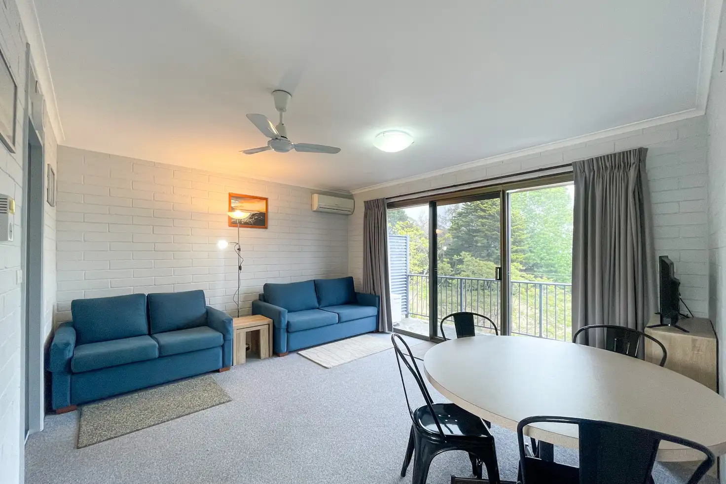 Main view of Homely unit listing, 15/2-6 Matthew Parade, Batehaven NSW 2536
